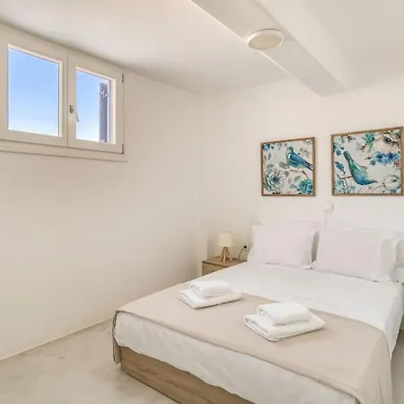 Aetherian Ciel Villas, Cymo * Marmara